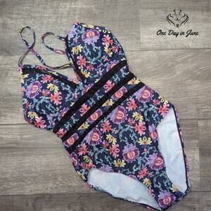 Urchics Plunge One Piece Swimsuit Size S